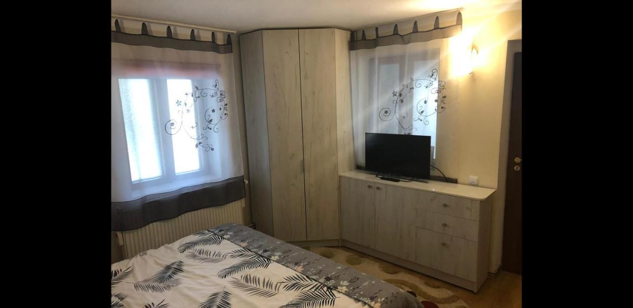 Casa Delia Hotel Călimăneşti Екстериор снимка